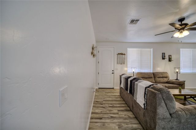 3158 E Snavely Avenue, Kingman, AZ 86409