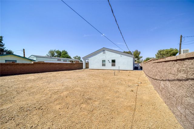 3158 E Snavely Avenue, Kingman, AZ 86409