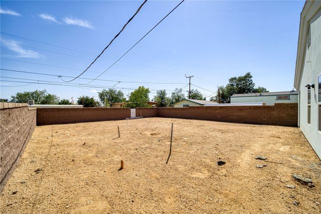 3158 E Snavely Avenue, Kingman, AZ 86409