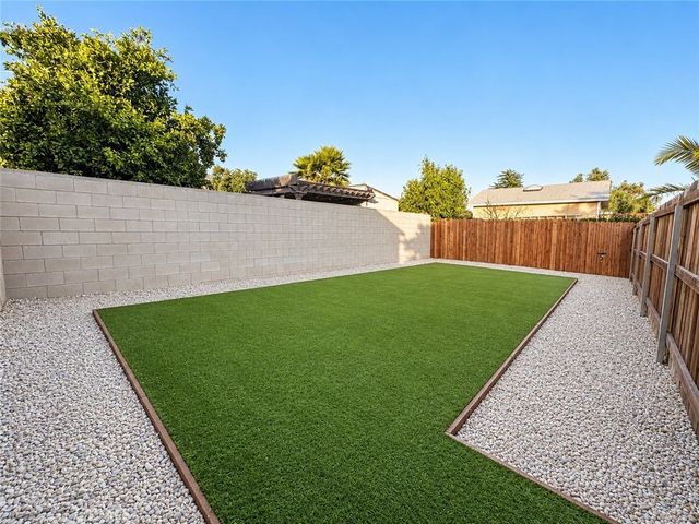 13302 Beaver Street, Sylmar, CA 91342