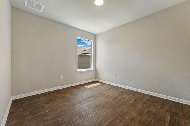 252 Bunting LN, Bertram, TX 78605