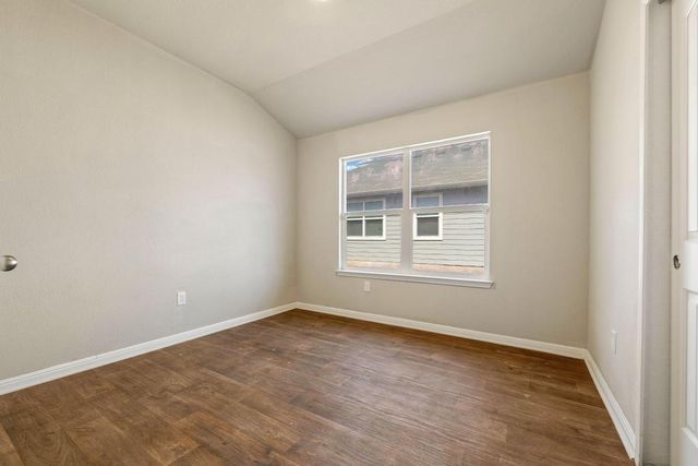 252 Bunting LN, Bertram, TX 78605