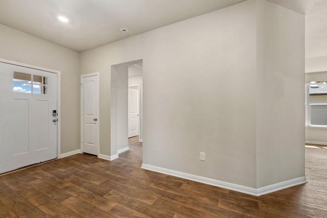 252 Bunting LN, Bertram, TX 78605