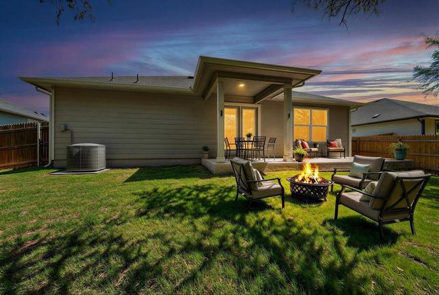 252 Bunting LN, Bertram, TX 78605