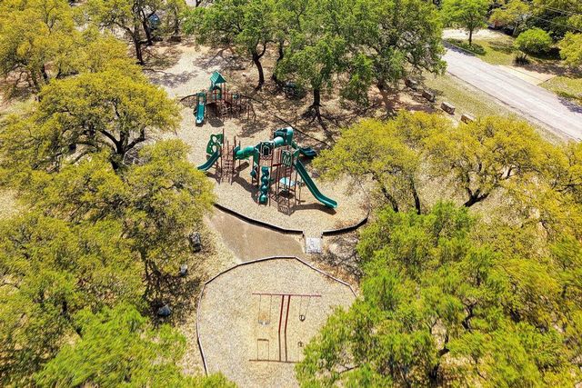 252 Bunting LN, Bertram, TX 78605