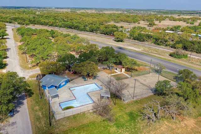 252 Bunting LN, Bertram, TX 78605