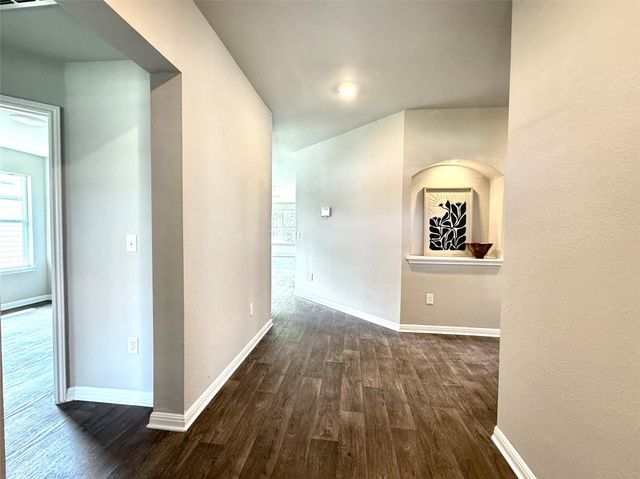 252 Bunting LN, Bertram, TX 78605