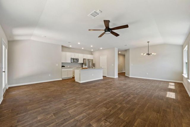 252 Bunting LN, Bertram, TX 78605