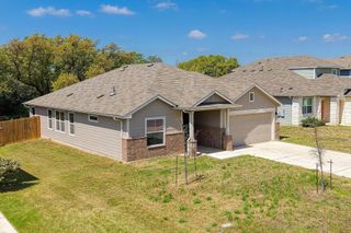 252 Bunting LN, Bertram, TX 78605