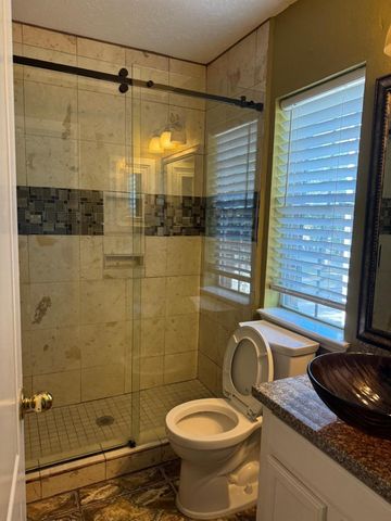 1722 Evergreen Lane, Pasadena, TX 77586