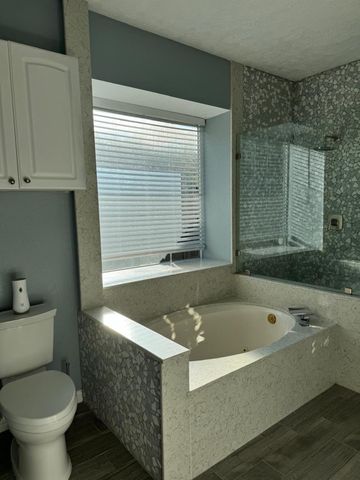 1722 Evergreen Lane, Pasadena, TX 77586