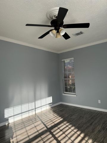 1722 Evergreen Lane, Pasadena, TX 77586