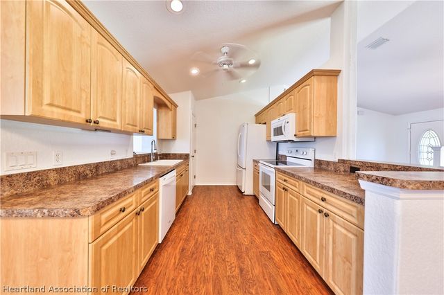 4410 Jaguar Drive, Sebring, FL 33872