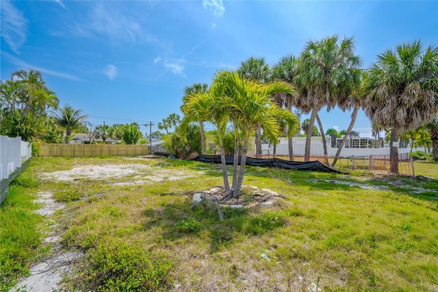 516 78TH AVENUE, St Pete Beach, FL 33706