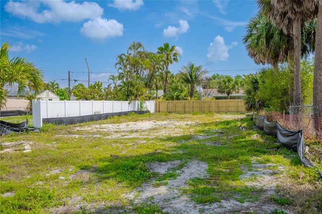 516 78TH AVENUE, St Pete Beach, FL 33706