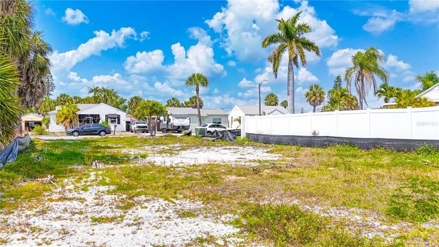 516 78TH AVENUE, St Pete Beach, FL 33706