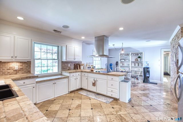 119 Dundee Road, Stamford, CT 06903