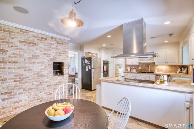 119 Dundee Road, Stamford, CT 06903
