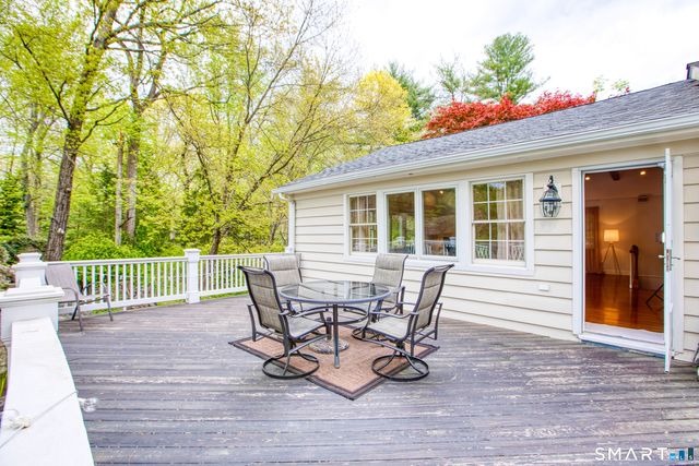 119 Dundee Road, Stamford, CT 06903