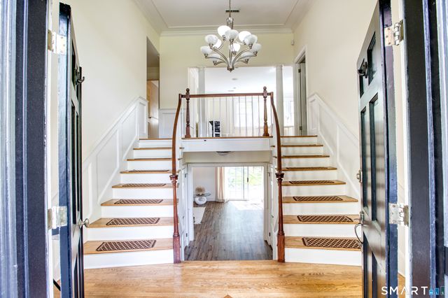 119 Dundee Road, Stamford, CT 06903