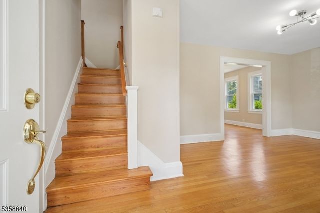 9 Wardell Rd, Livingston Twp., NJ 07039