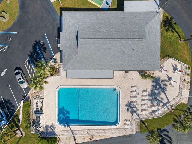 6118 CORAL WAY, Bradenton, FL 34207