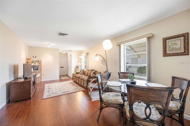 6118 CORAL WAY, Bradenton, FL 34207