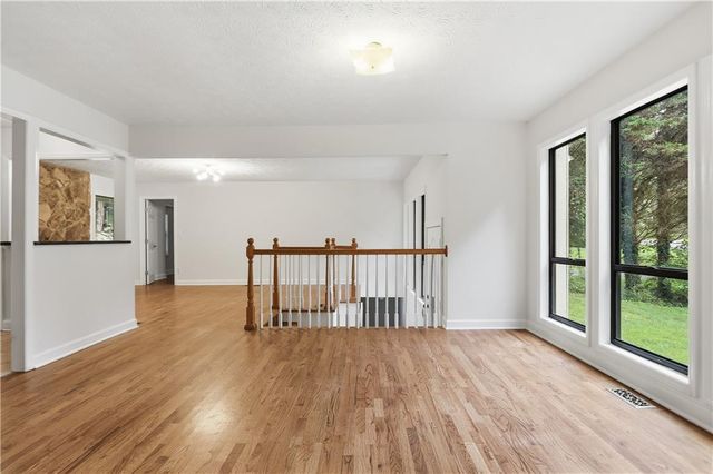 3634 N Hampton Drive NW, Kennesaw, GA 30144