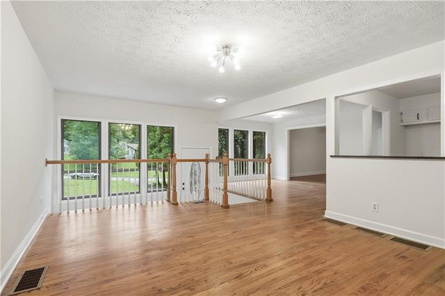3634 N Hampton Drive NW, Kennesaw, GA 30144