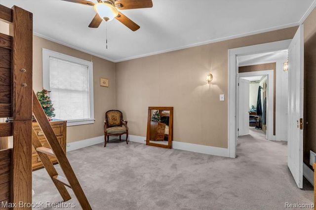 11 Poplar Park Boulevard, Pleasant Ridge, MI 48069