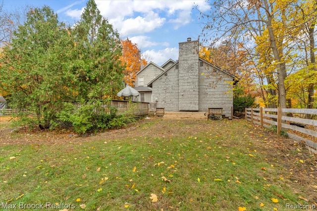 11 Poplar Park Boulevard, Pleasant Ridge, MI 48069