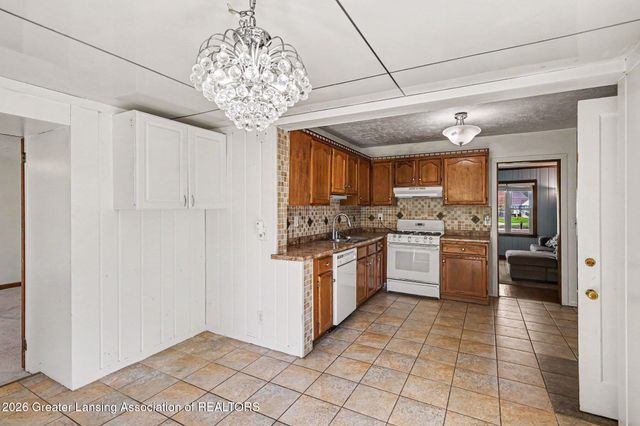 2379 Mount Hope Road, Okemos, MI 48864