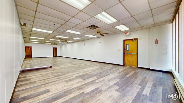 20 E Cass Street, Joliet, IL 60432