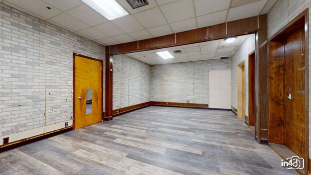 20 E Cass Street, Joliet, IL 60432