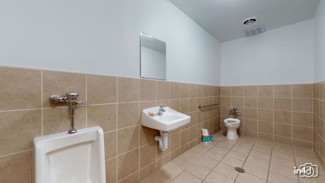 20 E Cass Street, Joliet, IL 60432