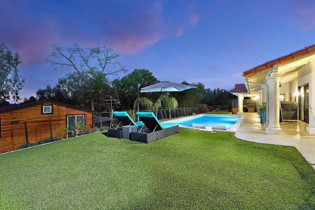 3064 Live Oak Park Rd, Fallbrook, CA 92028