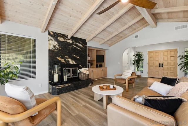 3064 Live Oak Park Rd, Fallbrook, CA 92028