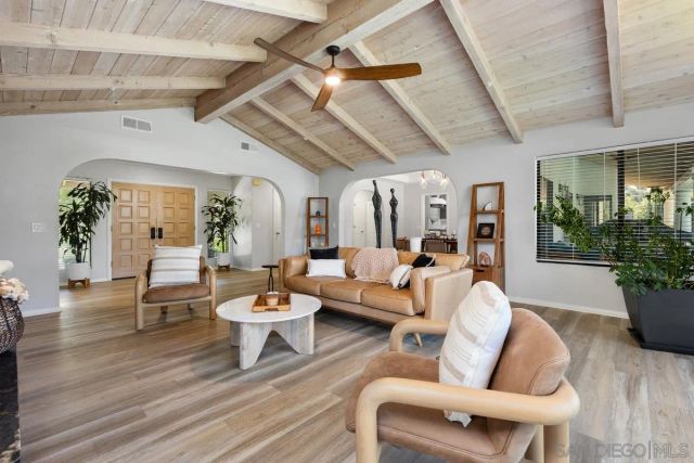 3064 Live Oak Park Rd, Fallbrook, CA 92028