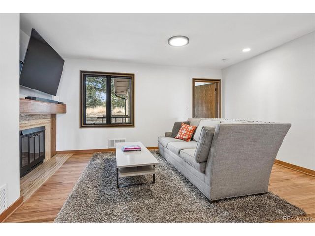21967 Mountsfield Dr, Golden, CO 80401