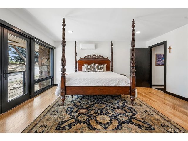 21967 Mountsfield Dr, Golden, CO 80401