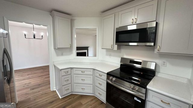 9711 Squirrel Wood Run, Douglasville, GA 30135