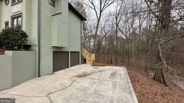 9711 Squirrel Wood Run, Douglasville, GA 30135