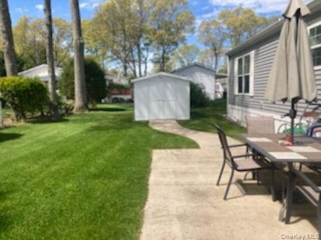 1661 Old Country Road 49, Riverhead, NY 11901