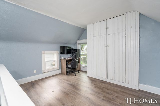 338 Hanover Street Ne, City Of Grand Rapids, MI 49505