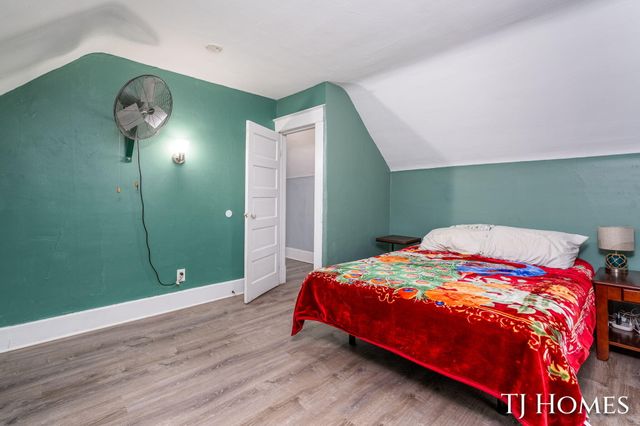 338 Hanover Street Ne, City Of Grand Rapids, MI 49505