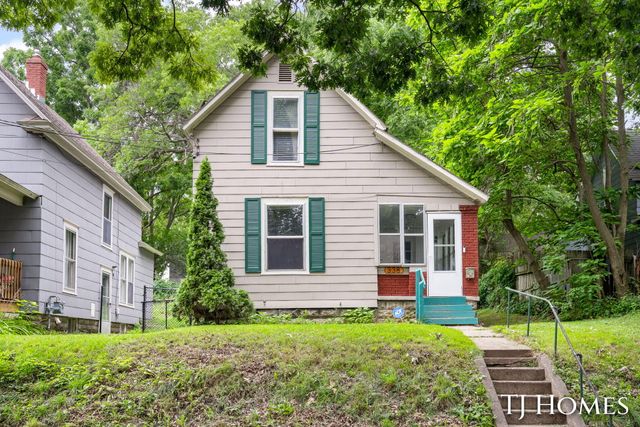 338 Hanover Street Ne, City Of Grand Rapids, MI 49505