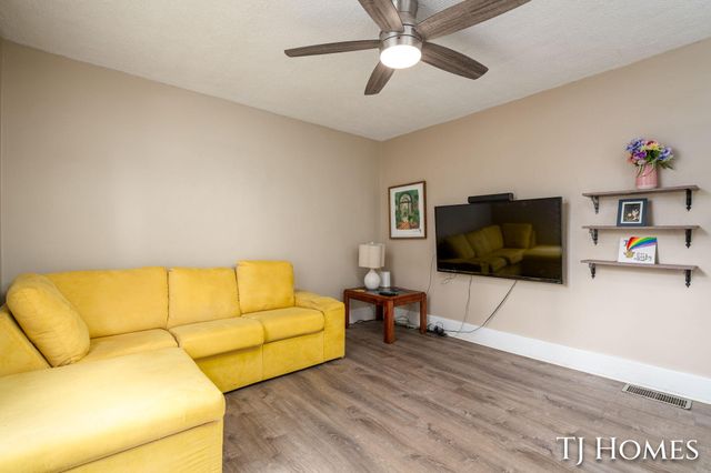 338 Hanover Street Ne, City Of Grand Rapids, MI 49505