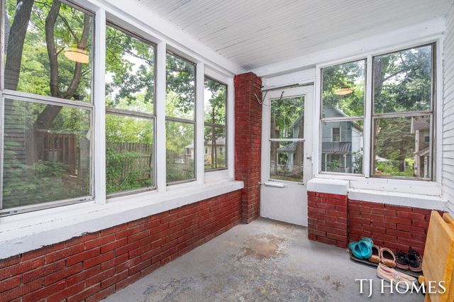 338 Hanover Street Ne, City Of Grand Rapids, MI 49505