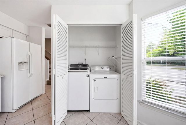 585 SHADOW GLENN PLACE, Winter Springs, FL 32708