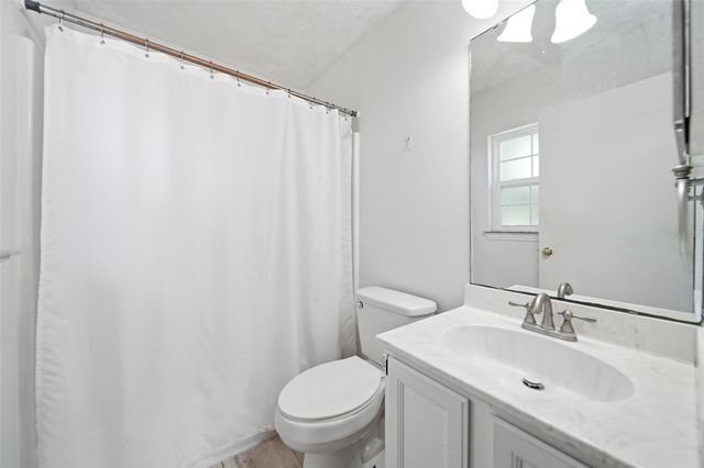 585 SHADOW GLENN PLACE, Winter Springs, FL 32708